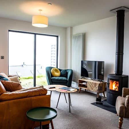 2 Bed Ground Floor Apartment - 7 Plas Pistyll Bagian luar foto